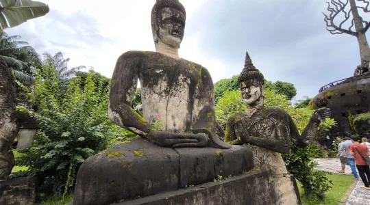 ラオス_ブッタパーク